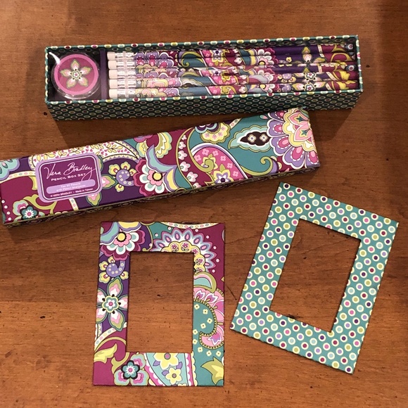 Vera Bradley Other - NWOT Vera Bradley Heather Pencil Set and 2 Frames